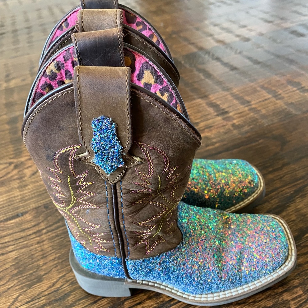 Girls Cody James cowgirl boots size 10D
